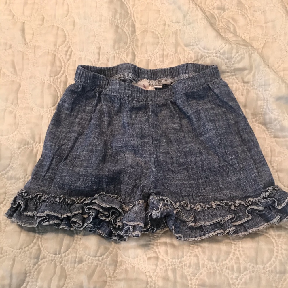 Sz 5t cheeky plum chambray ruffle shorts. GUC.